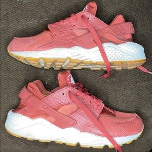 Huarache shoes